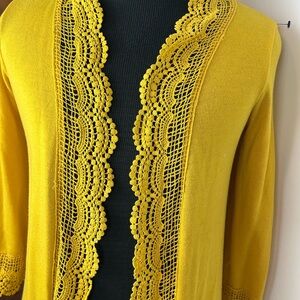 Tickled Teal Women’s Sz S Yellow Open Front Cardigan Crochet Lace Trim Bohemian